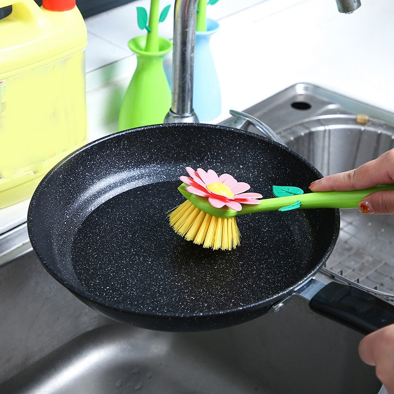 Floral Cleaning Brush & Base