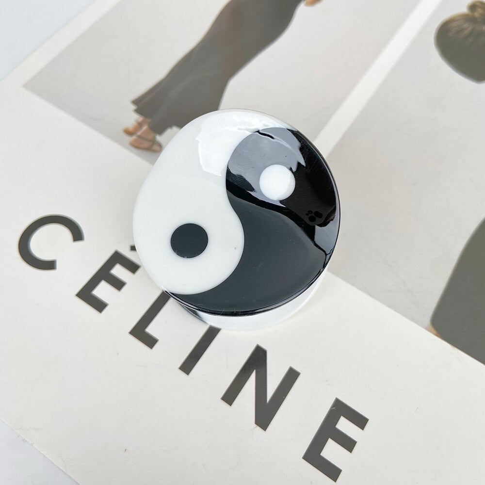 Yin-Yang Round Hair Clip