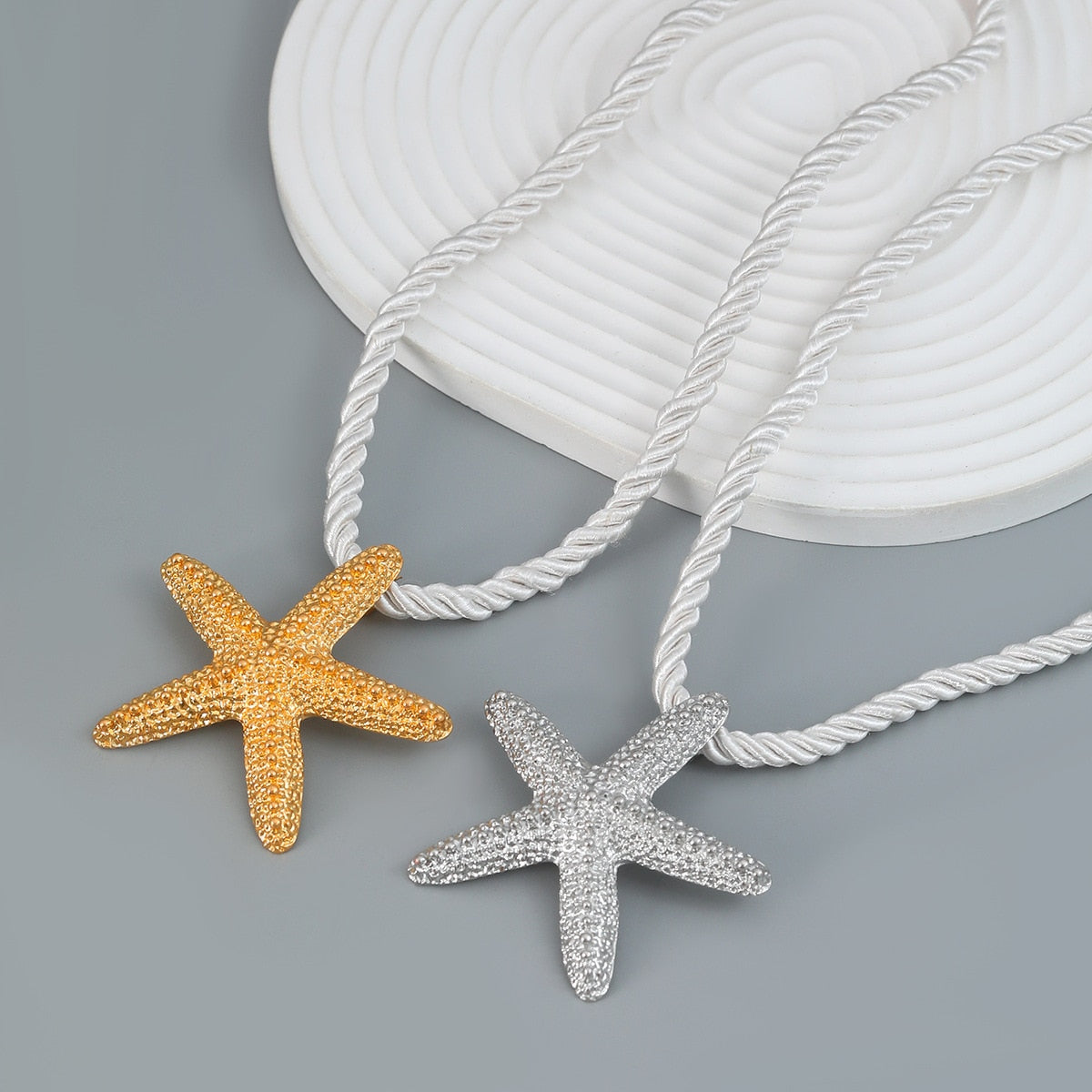 Gold Starfish Choker